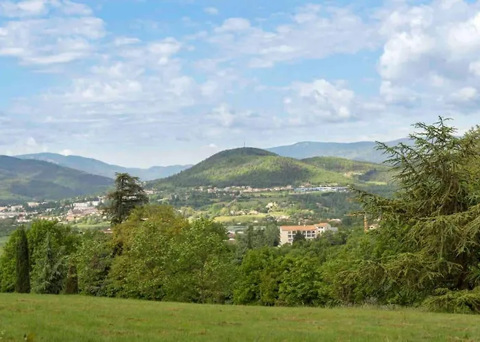 Agreable Maison De Village Avec Balcon