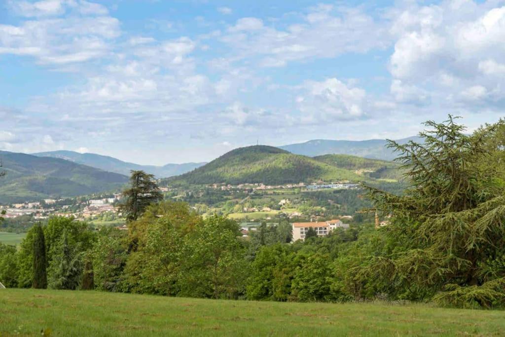 Agreable Maison De Village Avec Balcon Vakantiehuis *